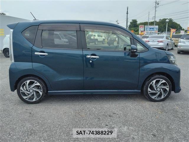 Daihatsu MOVE CUSTOM 2018-08 8367292-3