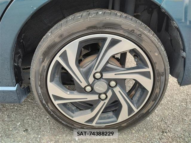 Daihatsu MOVE CUSTOM 2018-08 8367292-8