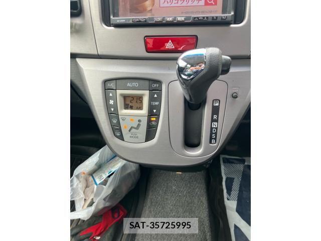 Daihatsu MOVE CUSTOM 2011-09 8413822-17