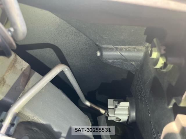 Daihatsu MOVE CUSTOM 2013-09 8562823-20