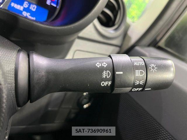 Daihatsu MOVE CUSTOM 2014-02 8781163-5