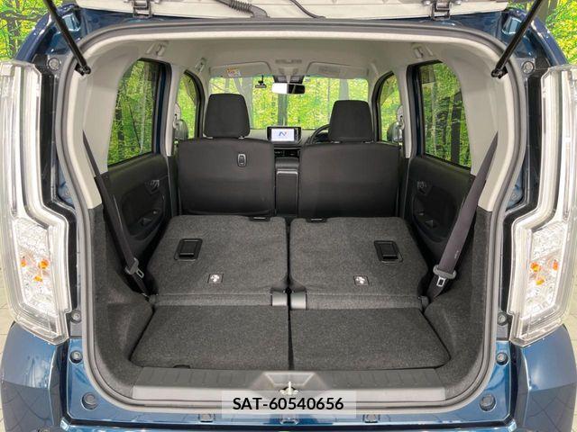 Daihatsu MOVE CUSTOM 2017-10 8883996-9