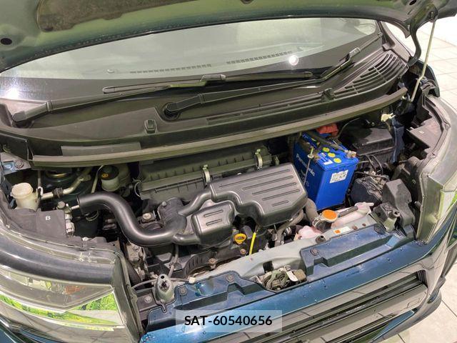 Daihatsu MOVE CUSTOM 2017-10 8883996-17
