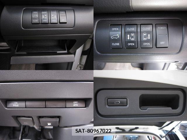 Mazda MPV 2013-11 4970947-18