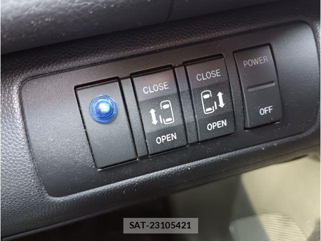 Mazda MPV 2008-09 6909572-15