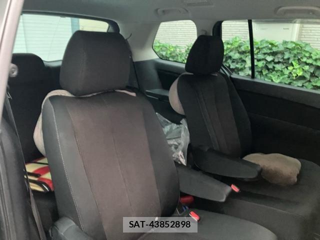 Mazda MPV 2013-02 7328645-11