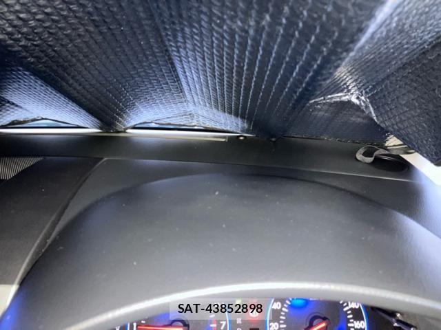 Mazda MPV 2013-02 7328645-25