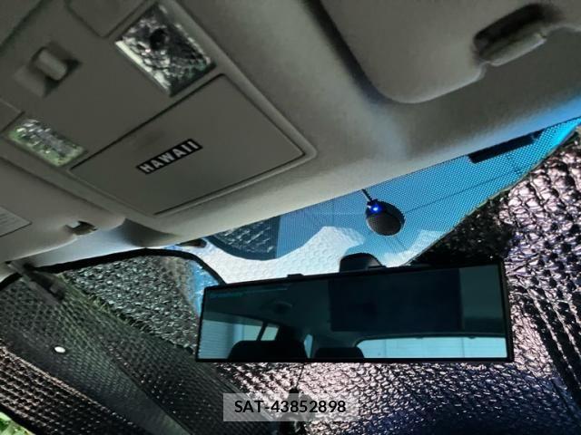 Mazda MPV 2013-02 7328645-26