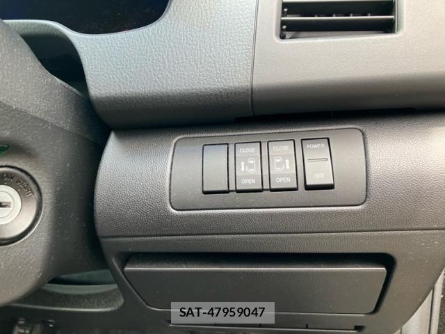Mazda MPV 2012-02 7456084-20
