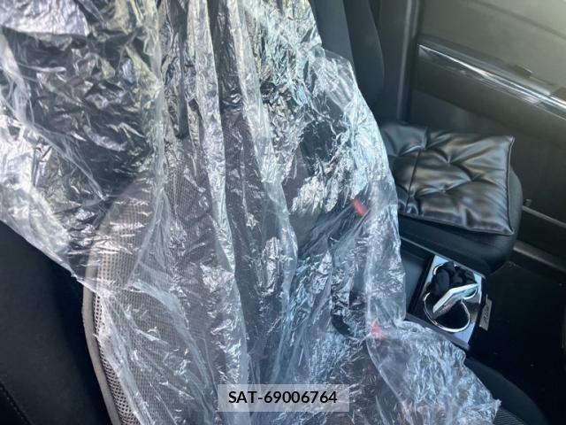 Mazda MPV 2010-04 7501727-10