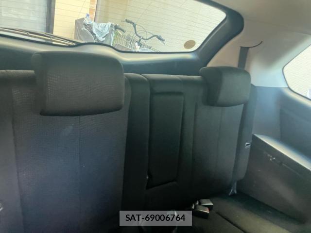 Mazda MPV 2010-04 7501727-14
