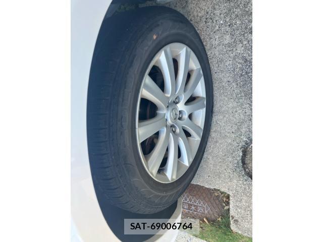 Mazda MPV 2010-04 7501727-4
