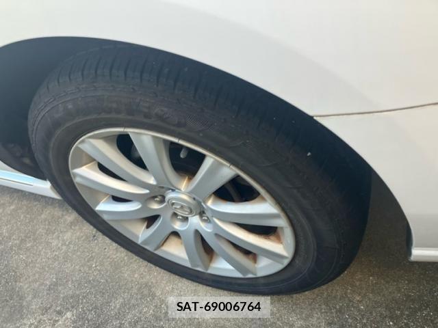 Mazda MPV 2010-04 7501727-6