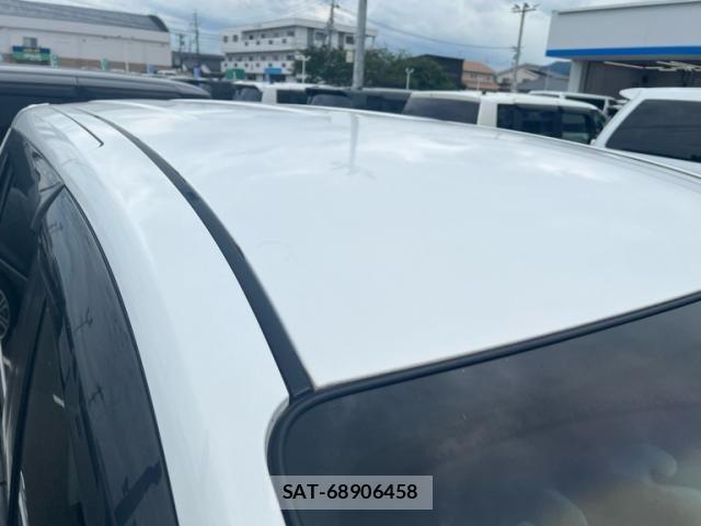 Mazda MPV 2010-02 7618386-5