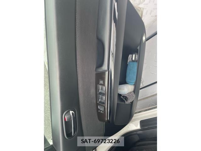 Mazda MPV 2009-11 7726148-14