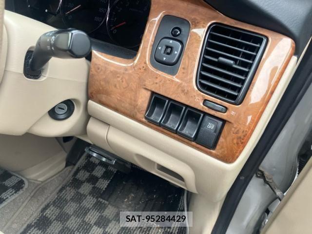 Mazda MPV 2005-06 7726149-11