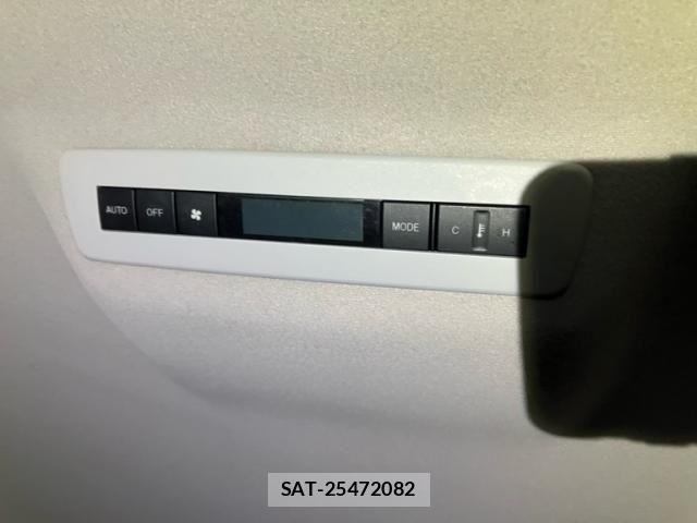 Mazda MPV 2009-07 7962737-10