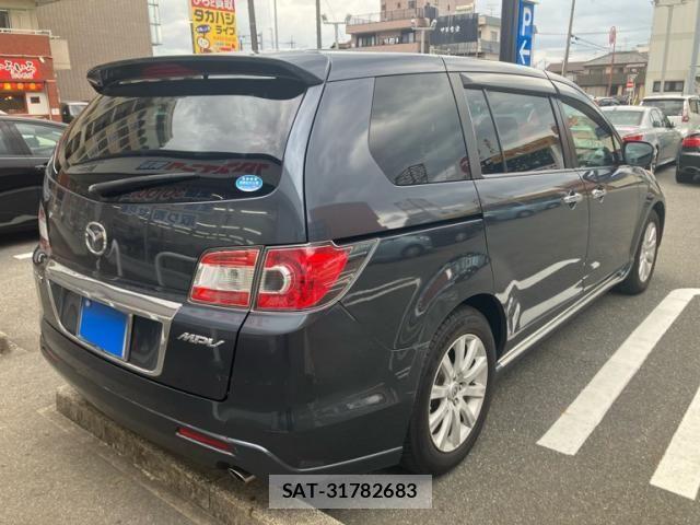 Mazda MPV 2010-01 7980133-3