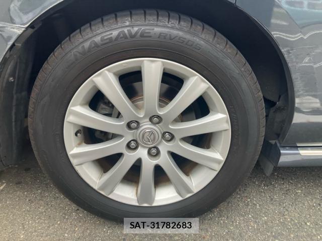 Mazda MPV 2010-01 7980133-4