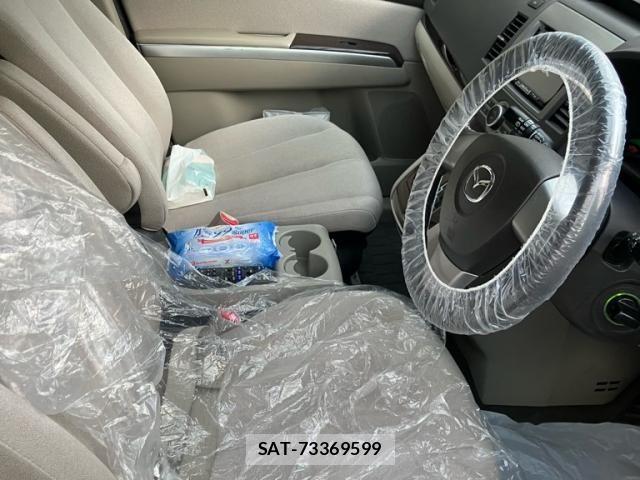 Mazda MPV 2007-03 8208894-15