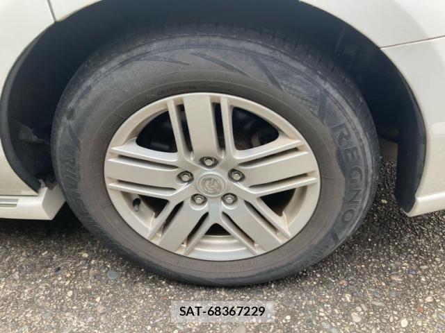 Mazda MPV 2012-11 8336927-2