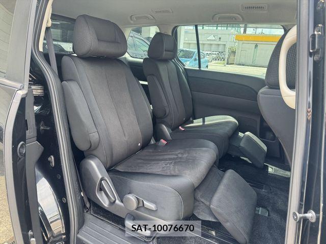 Mazda MPV 2014-03 8367301-13