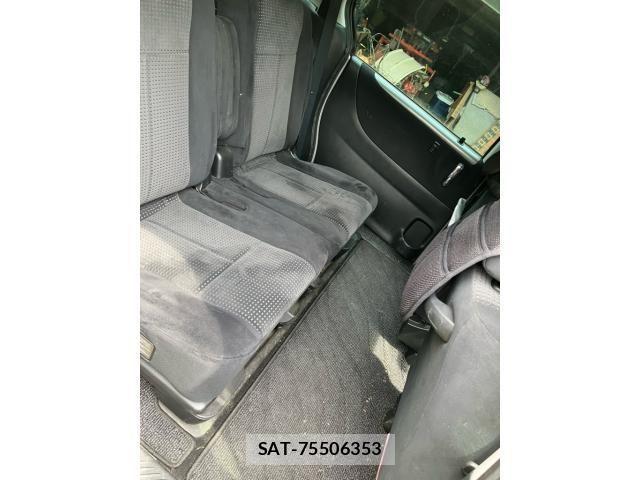 Mazda MPV 2005-08 8525944-11