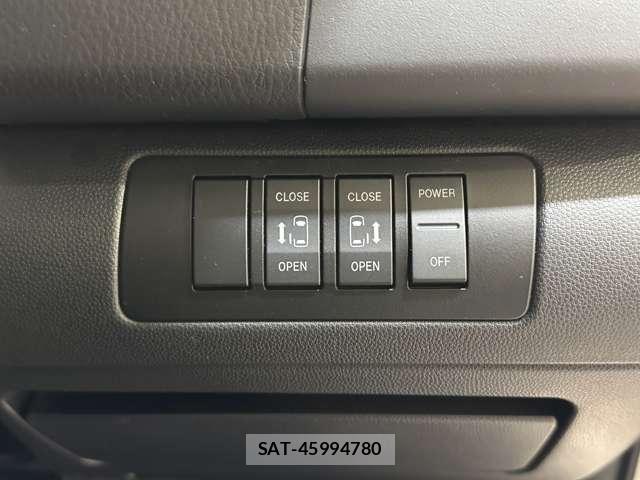 Mazda MPV 2008-07 8525942-11