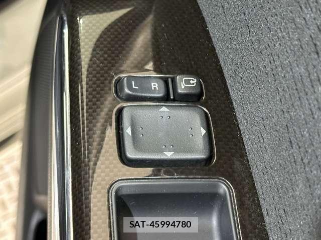 Mazda MPV 2008-07 8525942-12