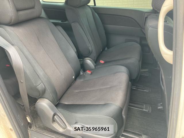 Mazda MPV 2013-08 8562826-12