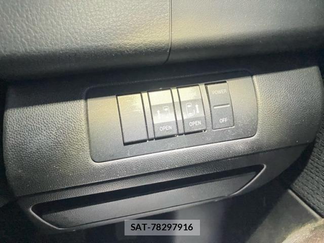 Mazda MPV 2009-08 8562821-15