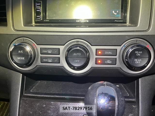 Mazda MPV 2009-08 8562821-18