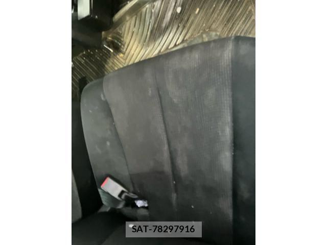 Mazda MPV 2009-08 8562821-21