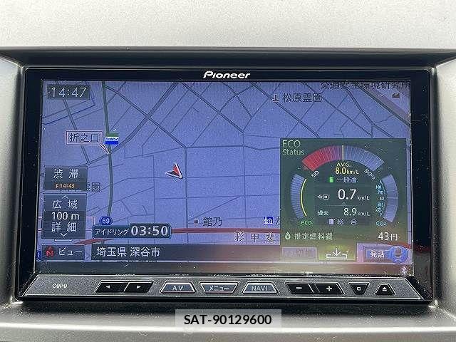 Mazda MPV 2012-07 8660436-18