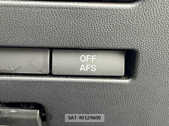 Mazda MPV 2012-07 8660436-21