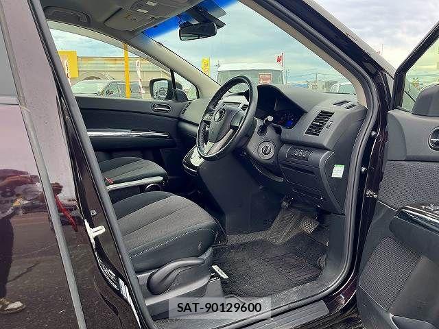 Mazda MPV 2012-07 8660436-28