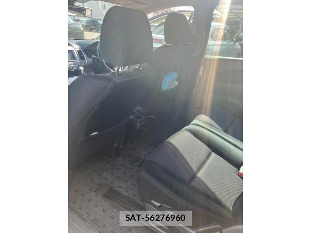 Mazda MPV 2007-09 8660435-15