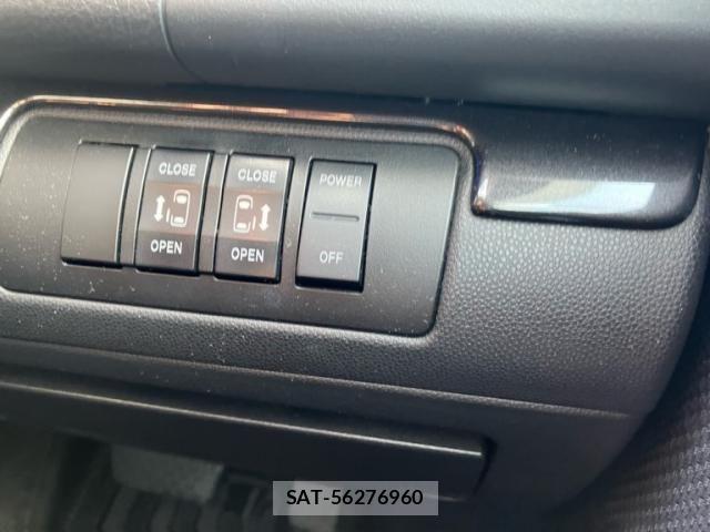 Mazda MPV 2007-09 8660435-23