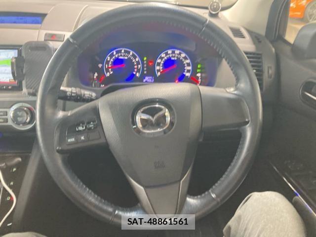 Mazda MPV 2012-04 8744397-11