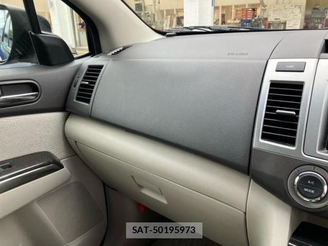 Mazda MPV 2008-05 8744396-17