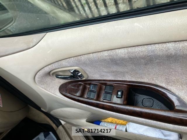 Mazda MPV 1999-11 8781167-29
