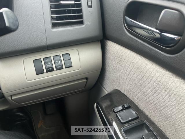 Mazda MPV 2008-03 8830581-19