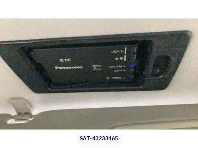 Mazda MPV 2009-07 8830580-25