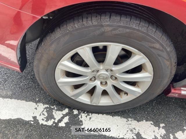 Mazda MPV 2008-02 8830579-8