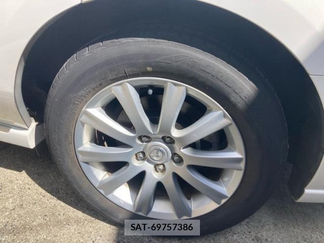 Mazda MPV 2007-03 8880990-9