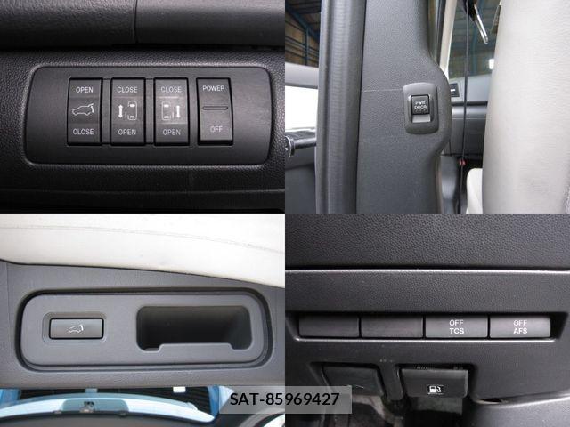 Mazda MPV 2016-02 7358907-19