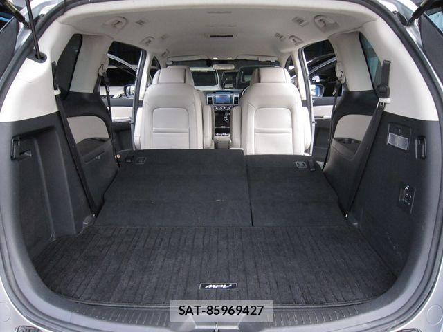 Mazda MPV 2016-02 7358907-29