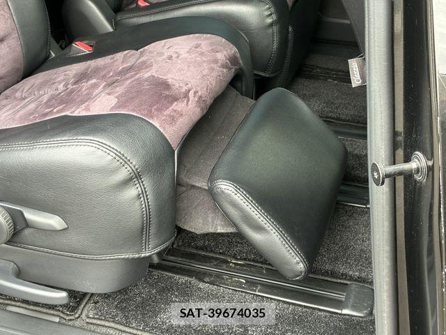 Mazda MPV 2013-07 7726150-13