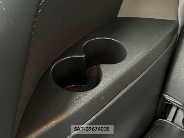 Mazda MPV 2013-07 7726150-15