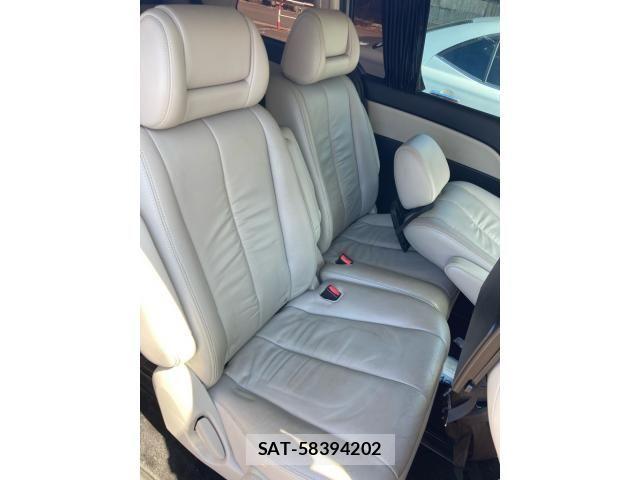 Mazda MPV 2012-09 8830582-18